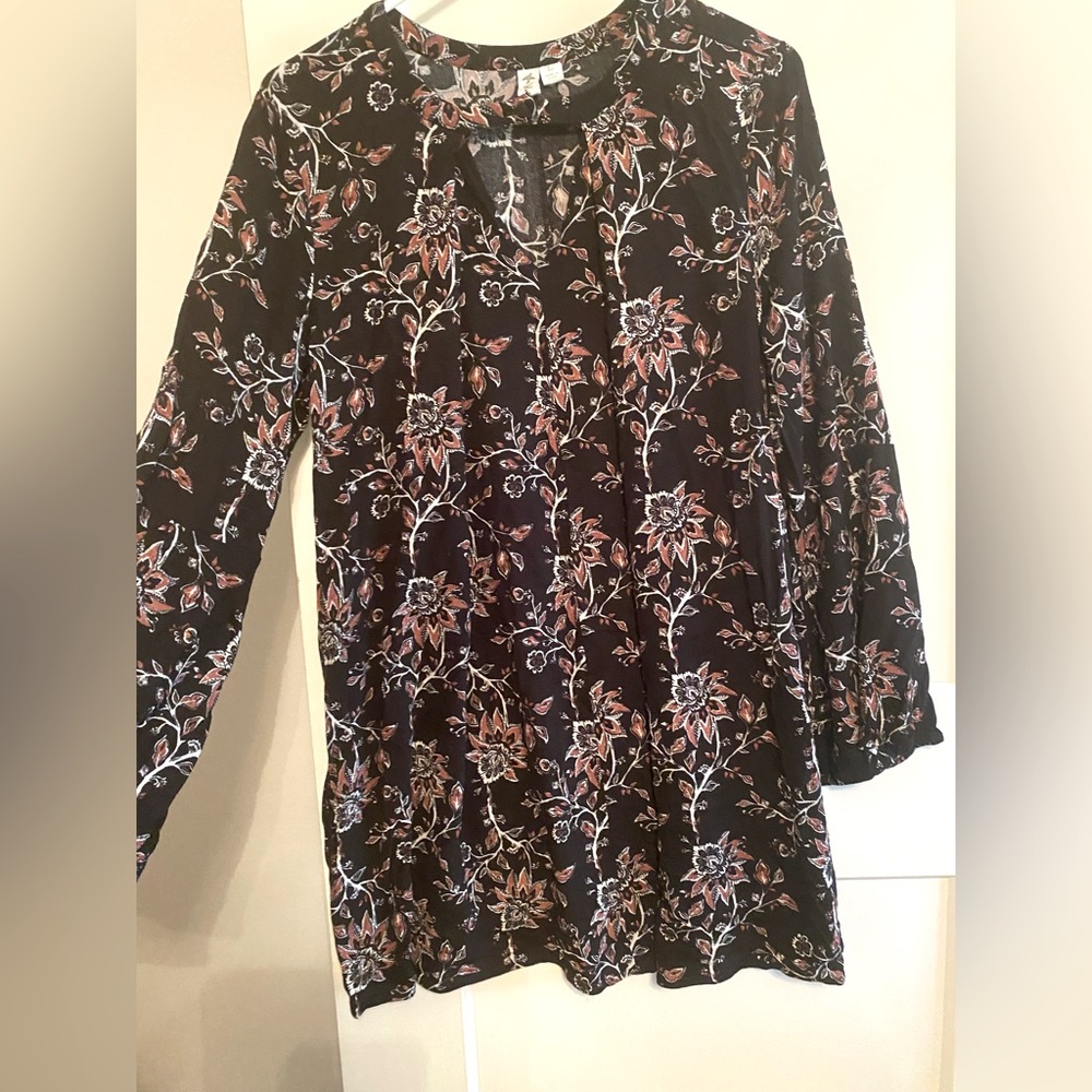 Black floral tent dress size L